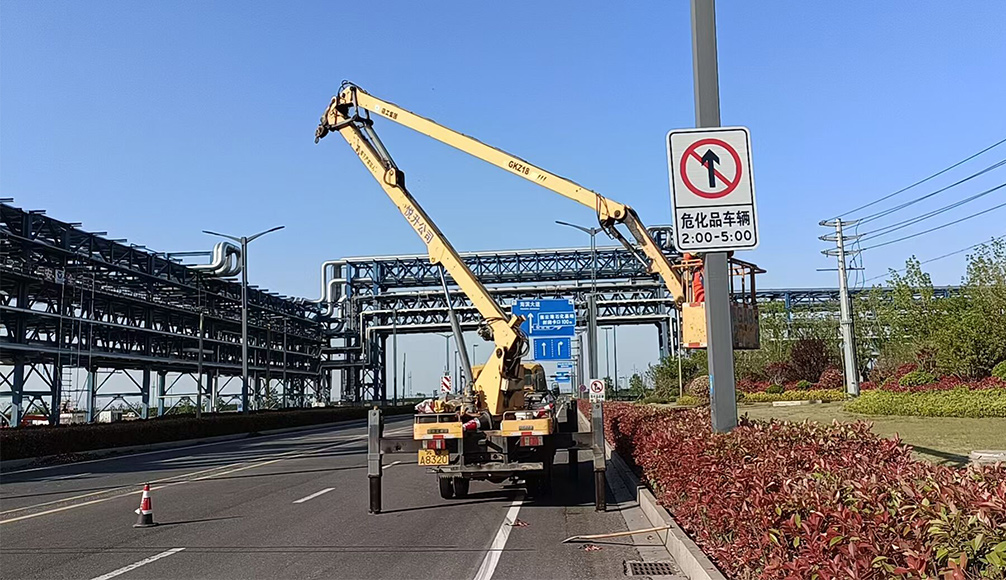 ef1b58ad3273b85ab1acda46ae063fae